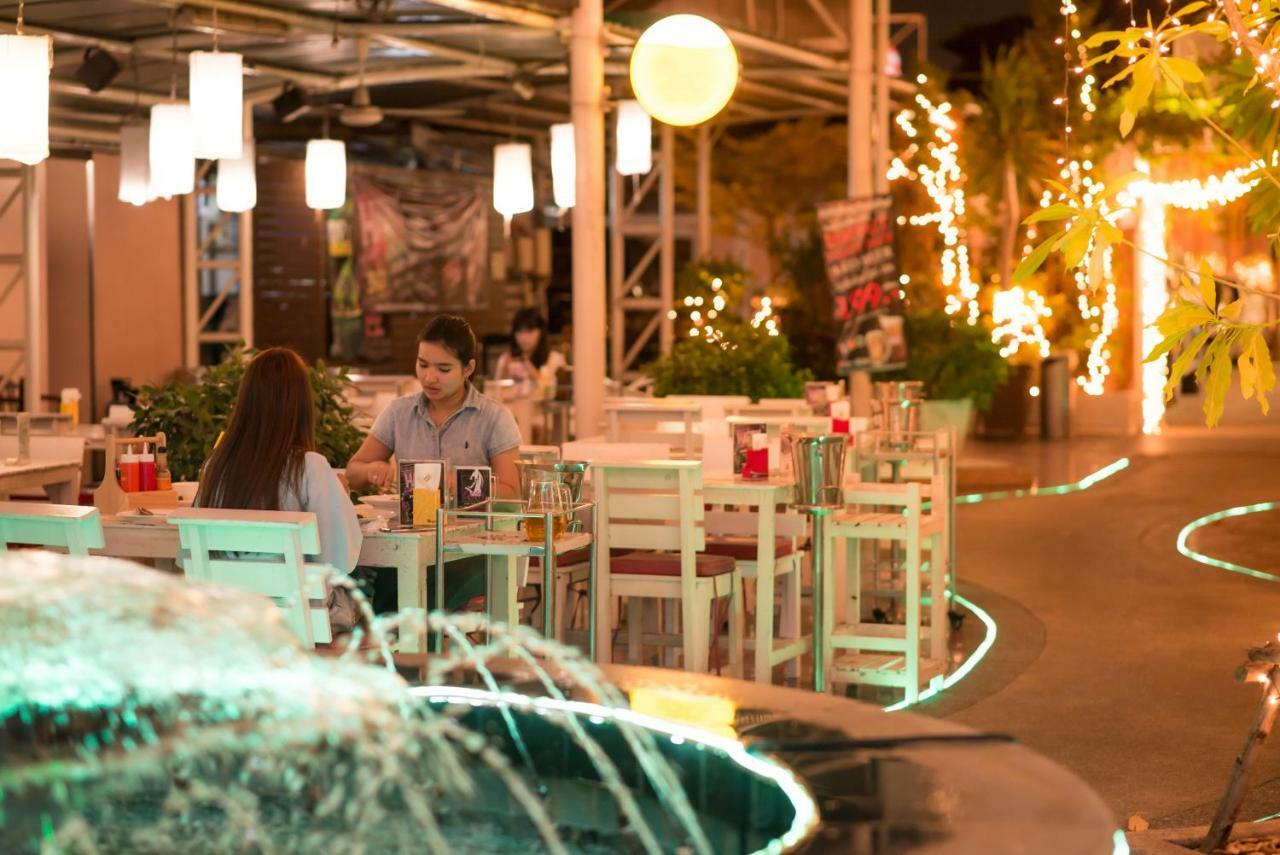 Vabua Asotel Bangkok Extérieur photo